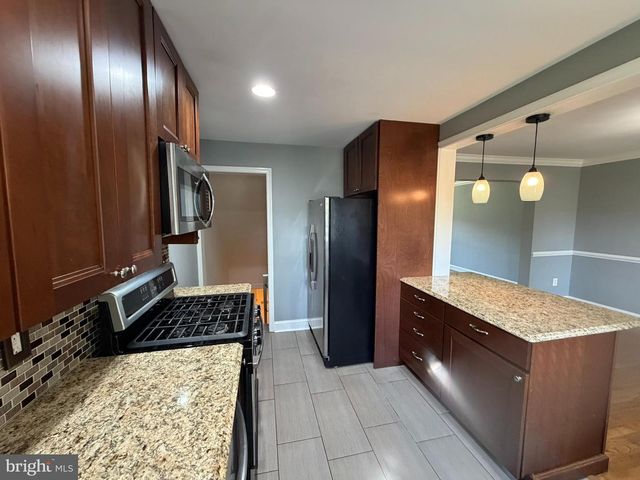 1543 COTTAGE LN, Towson, MD 21286