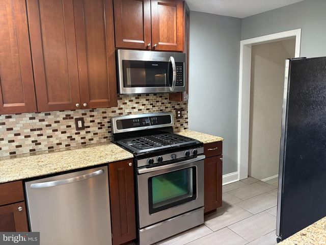 1543 COTTAGE LN, Towson, MD 21286
