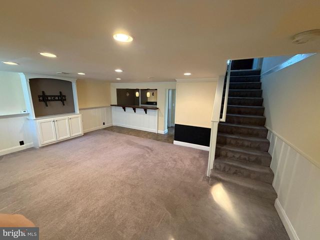 1543 COTTAGE LN, Towson, MD 21286