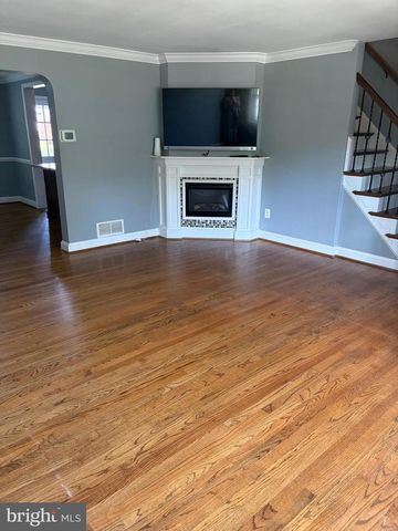 1543 COTTAGE LN, Towson, MD 21286