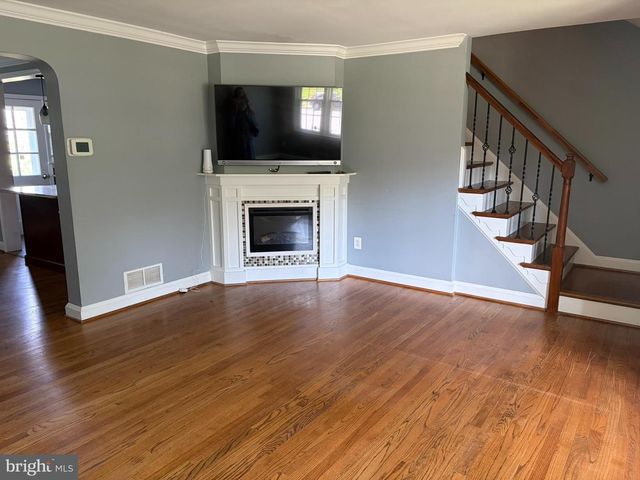 1543 COTTAGE LN, Towson, MD 21286