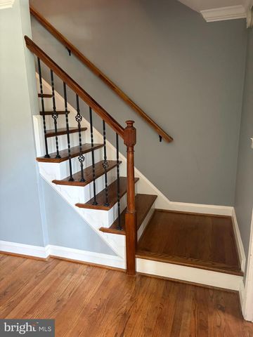 1543 COTTAGE LN, Towson, MD 21286