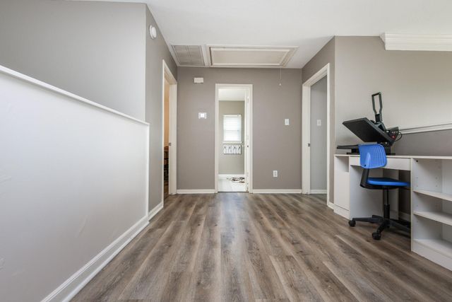 3239 Braesview Drive, Pearland, TX 77584
