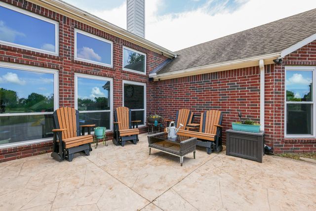 3239 Braesview Drive, Pearland, TX 77584