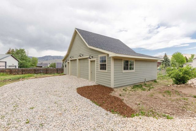 1877 S RIVER RUN DR, Huntsville, UT 84317