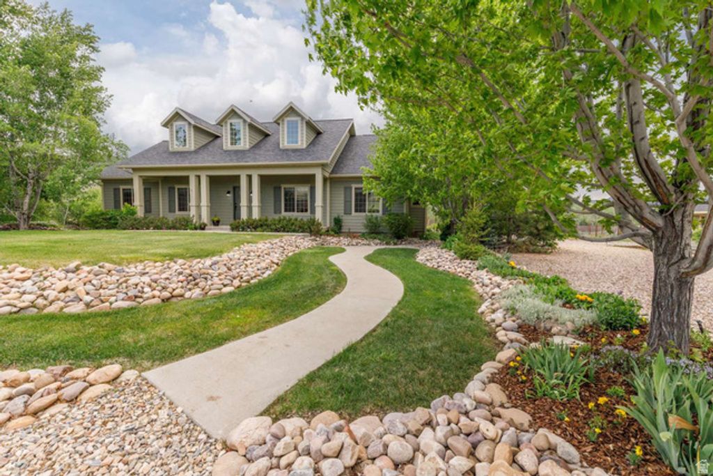 1877 S RIVER RUN DR, Huntsville, UT 84317