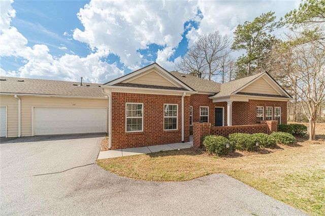 347 Villa Park Circle, Stone Mountain, GA 30087