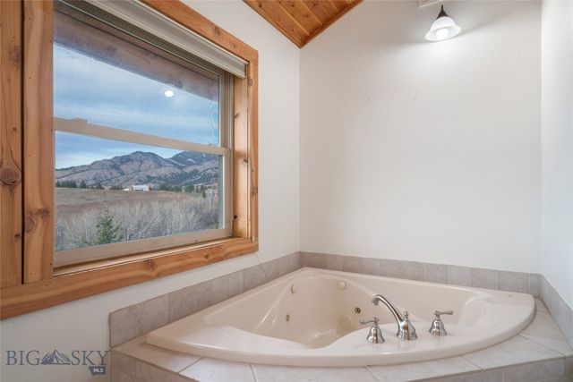 8407 Little Gully Run, Bozeman, MT 59715