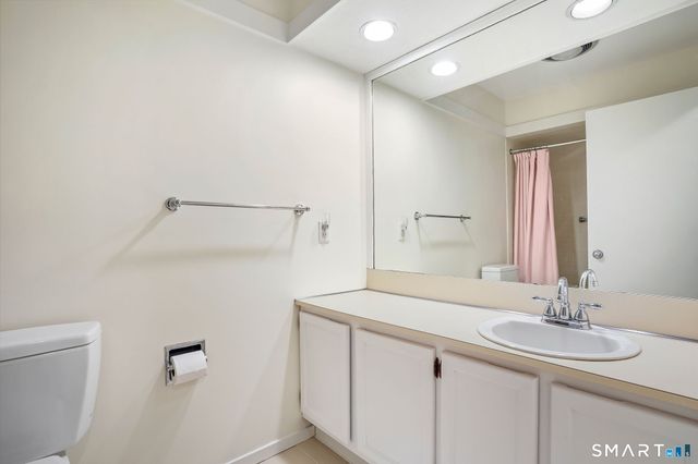 511 Heritage Village B, Southbury, CT 06488