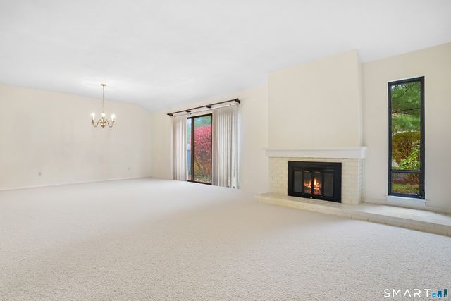 511 Heritage Village B, Southbury, CT 06488