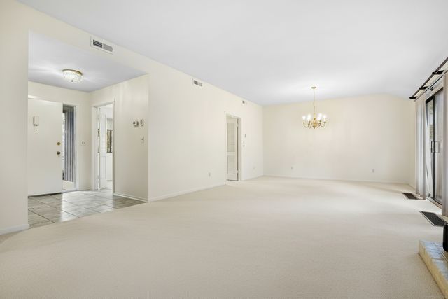 511 Heritage Village B, Southbury, CT 06488