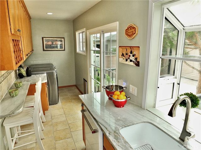 7002 E Peabody, Long Beach, CA 90808