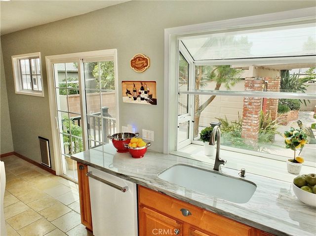 7002 E Peabody, Long Beach, CA 90808