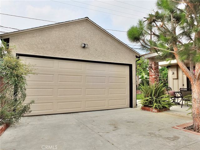 7002 E Peabody, Long Beach, CA 90808