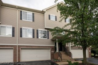 1890 Fredericksburg Lane 1890, Aurora, IL 60503