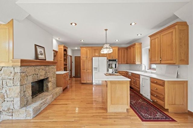 12917 Broadmoor Street, Overland Park, KS 66209