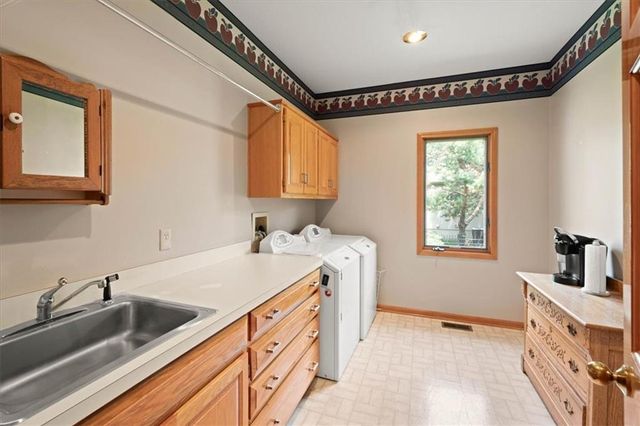 12917 Broadmoor Street, Overland Park, KS 66209