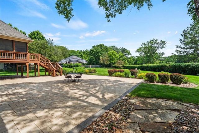 12917 Broadmoor Street, Overland Park, KS 66209
