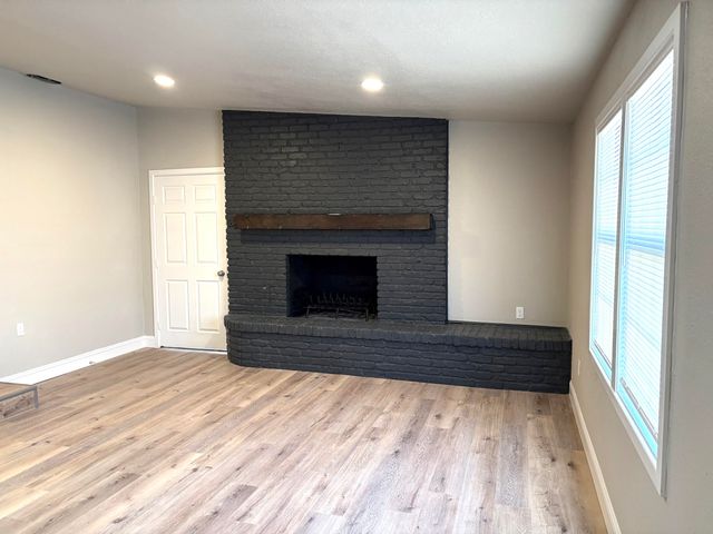 802 S Lons Street, Brownfield, TX 79316