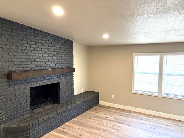 802 S Lons Street, Brownfield, TX 79316