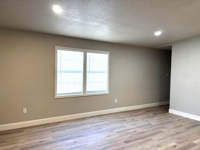 802 S Lons Street, Brownfield, TX 79316