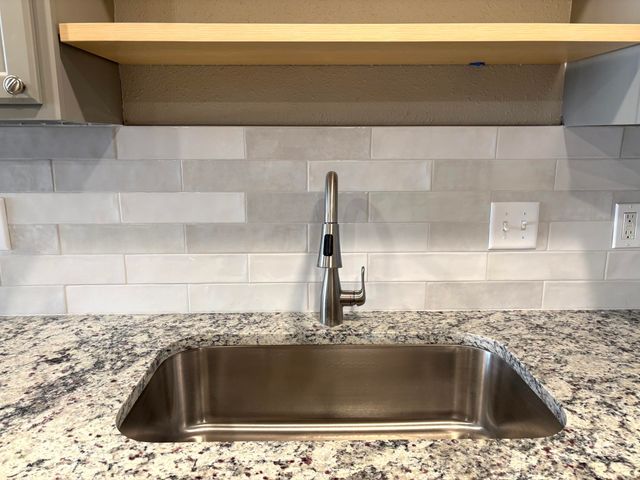 802 S Lons Street, Brownfield, TX 79316