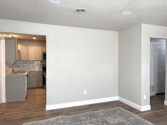 802 S Lons Street, Brownfield, TX 79316