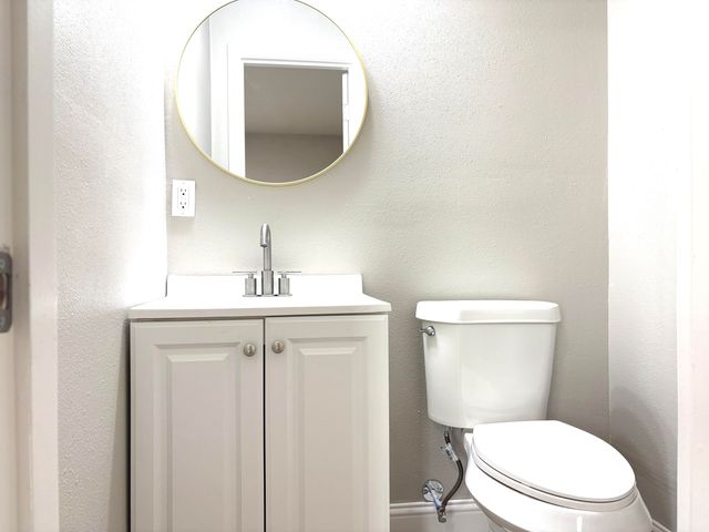 802 S Lons Street, Brownfield, TX 79316