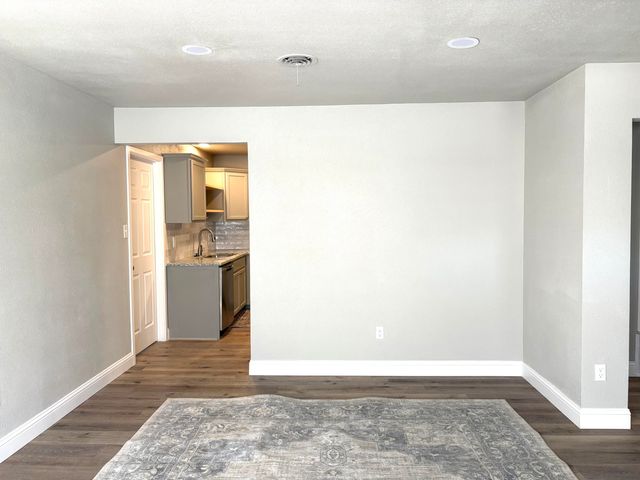 802 S Lons Street, Brownfield, TX 79316