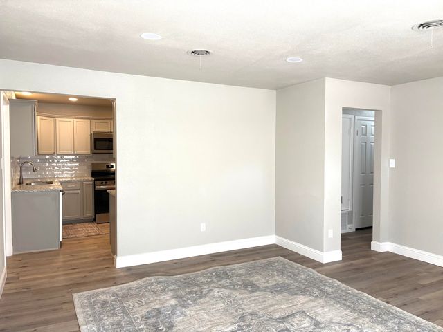 802 S Lons Street, Brownfield, TX 79316