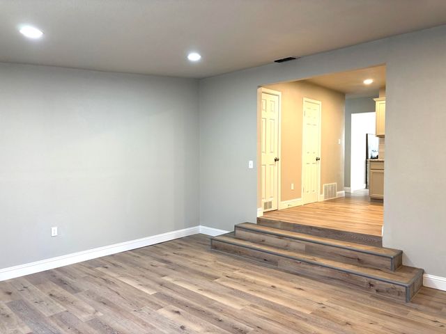 802 S Lons Street, Brownfield, TX 79316