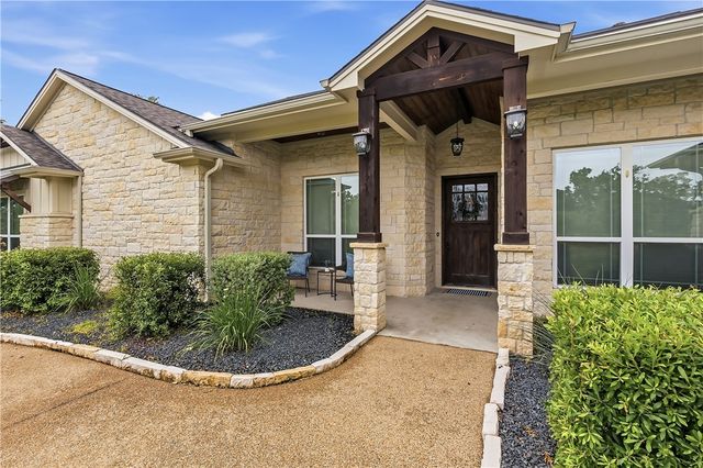 17325 Halona Court, College Station, TX 77845