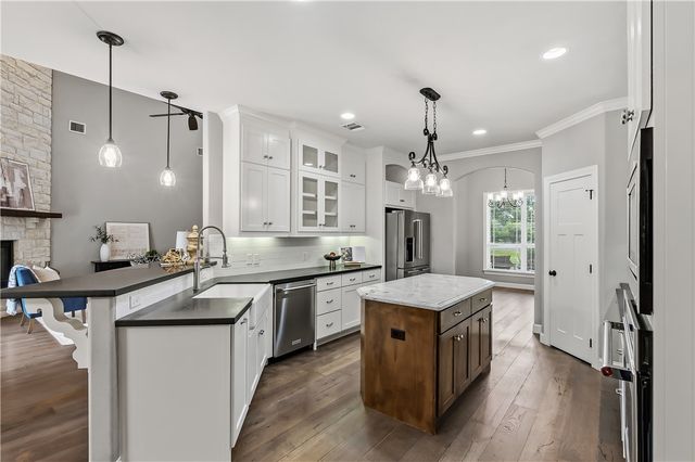 17325 Halona Court, College Station, TX 77845