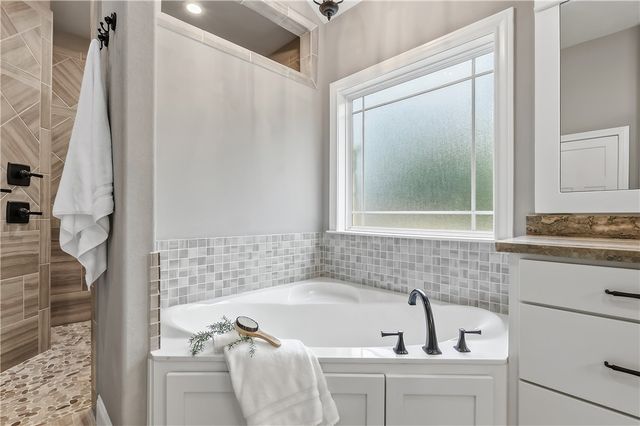 17325 Halona Court, College Station, TX 77845