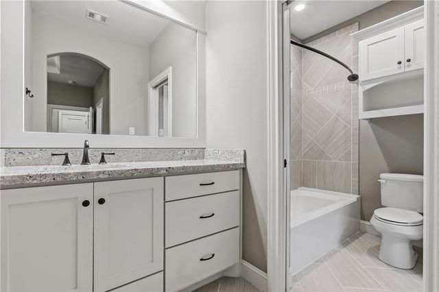 17325 Halona Court, College Station, TX 77845