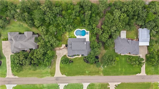 17325 Halona Court, College Station, TX 77845