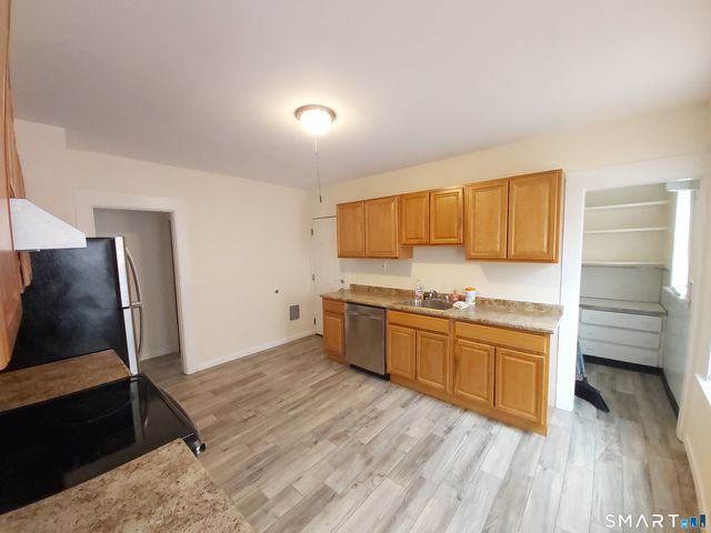 205 Hawkins Street, Derby, CT 06418