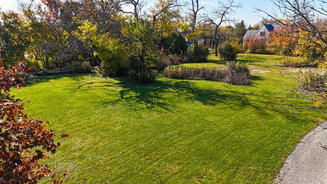 1930 Sunset Ridge Road, Northfield, IL 60093