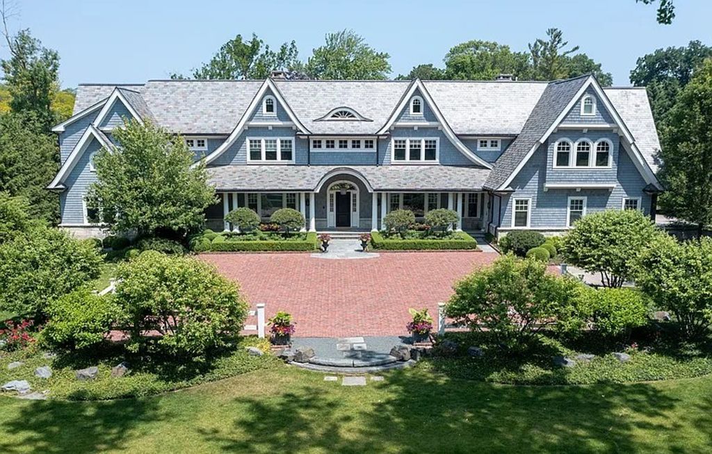 1930 Sunset Ridge Road, Northfield, IL 60093