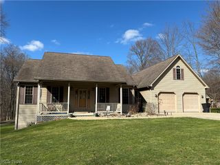 3115 Lovers Lane, Ravenna, OH 44266