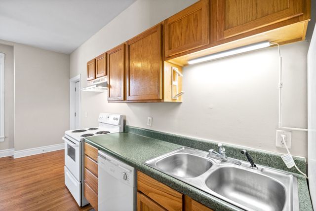 222 Union St Apt B, Clarksville, TN 37040