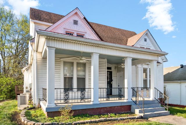 222 Union St Apt B, Clarksville, TN 37040