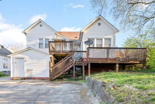 222 Union St Apt B, Clarksville, TN 37040