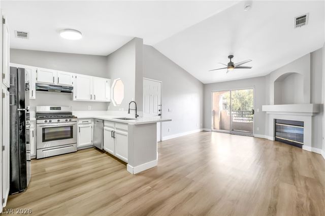 5415 West Harmon Avenue 2086, Las Vegas, NV 89103