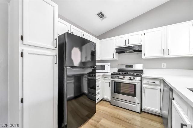 5415 West Harmon Avenue 2086, Las Vegas, NV 89103
