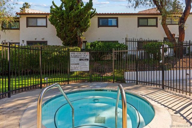 5025 Collwood Way 20, San Diego, CA 92115