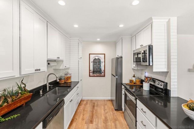 5025 Collwood Way 20, San Diego, CA 92115