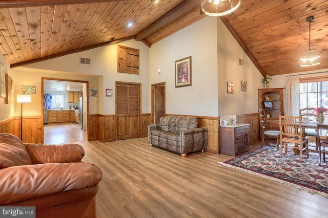 133 FORT HENRY RD, Bethel, PA 19507