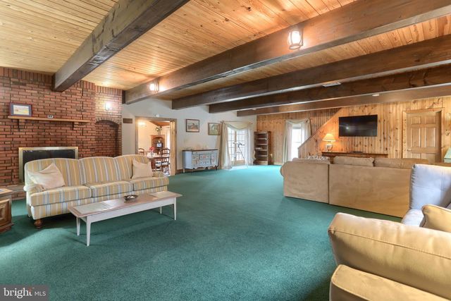 133 FORT HENRY RD, Bethel, PA 19507