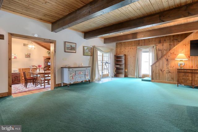 133 FORT HENRY RD, Bethel, PA 19507